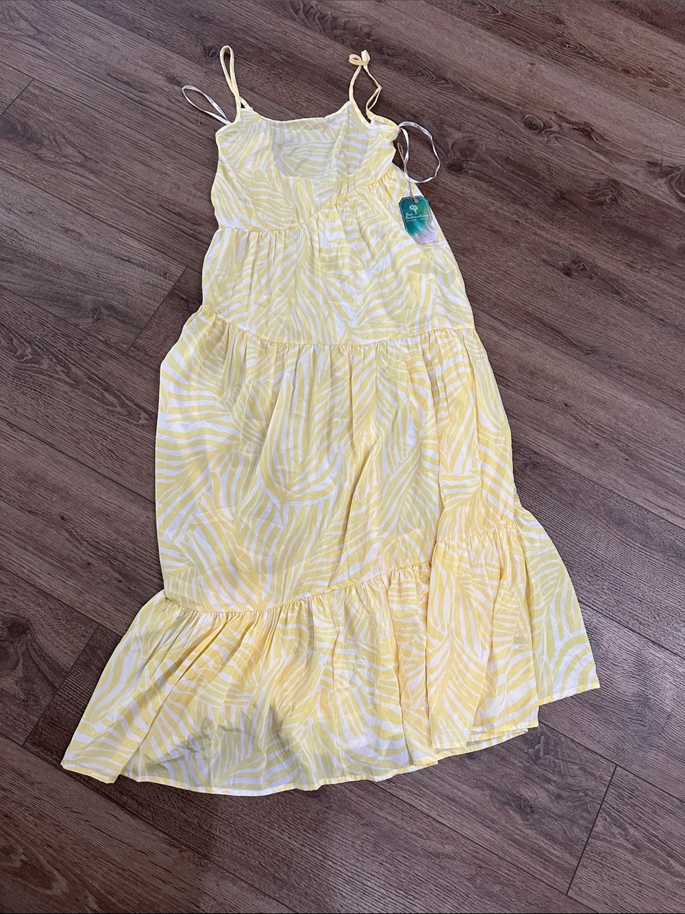 Yellow Tiered Spaghetti-Strap Sundress with White Leaf Pattern